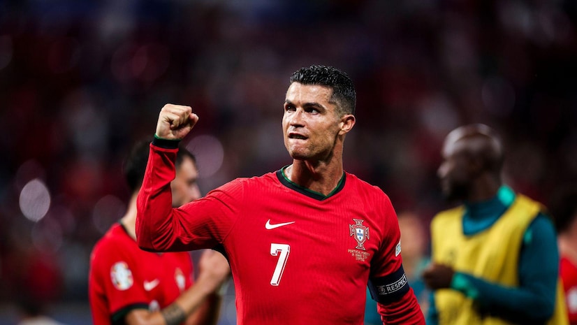 通常表现得 通常表现得